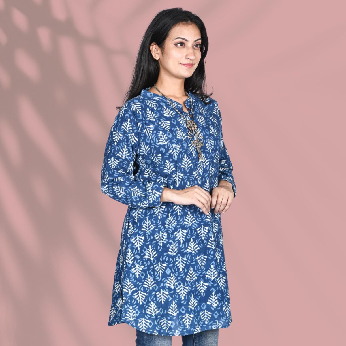 Blue Long-Cuff Kurti Side