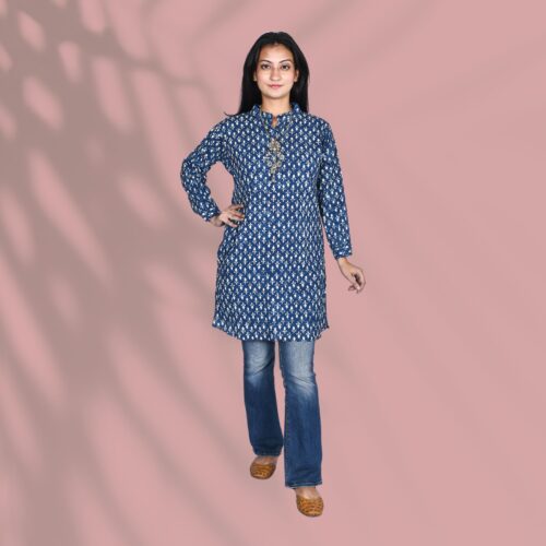 Blue Long-Cuff Kurti Look