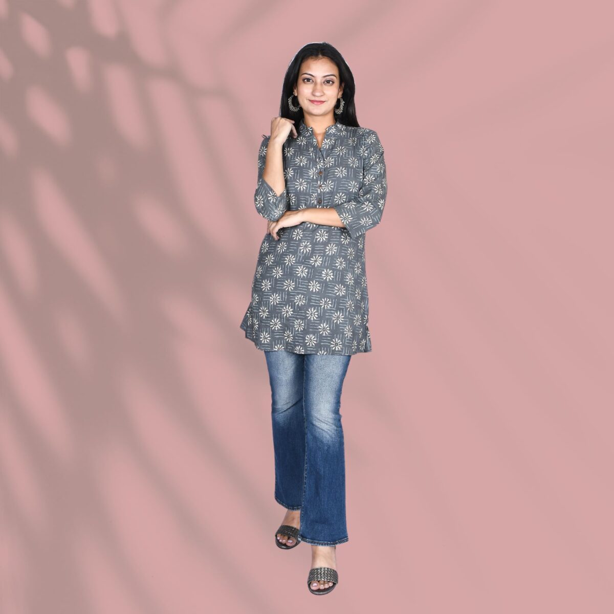 Grey Long Chinese Kurti Look